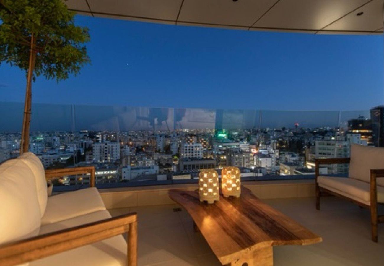 Apartment in Nicosia - Saffron Suite | Retreat with Skyline Views & Pool