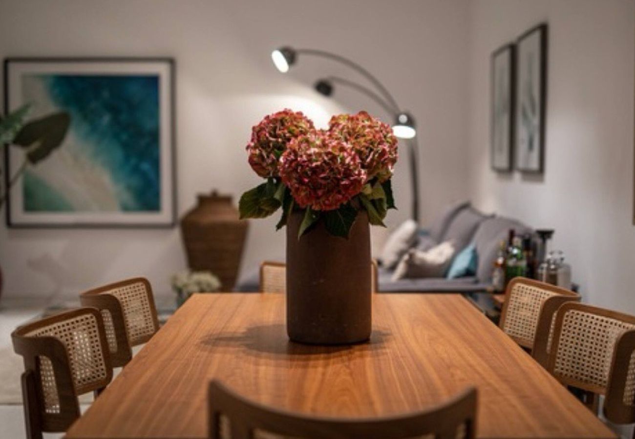 Apartment in Nicosia - Saffron Suite | Retreat with Skyline Views & Pool