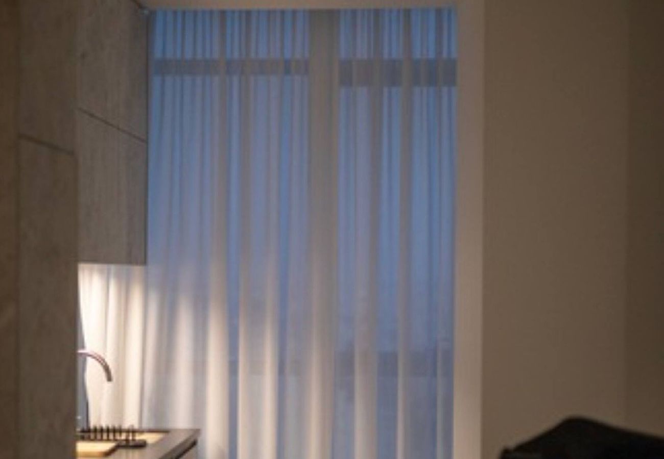 Apartment in Nicosia - Saffron Suite | Retreat with Skyline Views & Pool