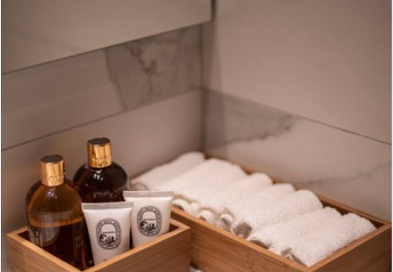 Apartment in Nicosia - Saffron Suite | Retreat with Skyline Views & Pool