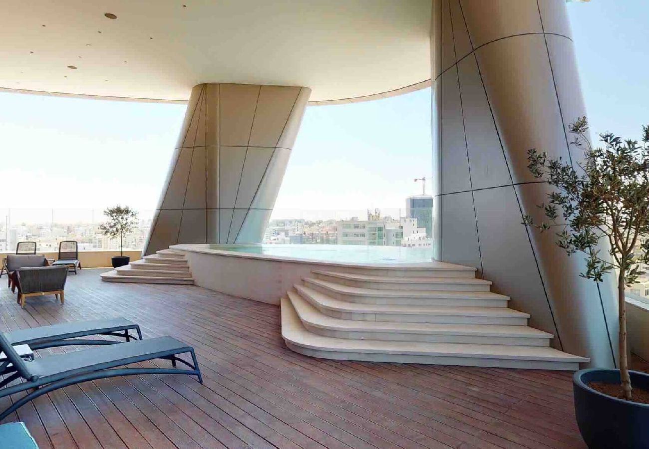 Apartment in Nicosia - Saffron Suite | Retreat with Skyline Views & Pool
