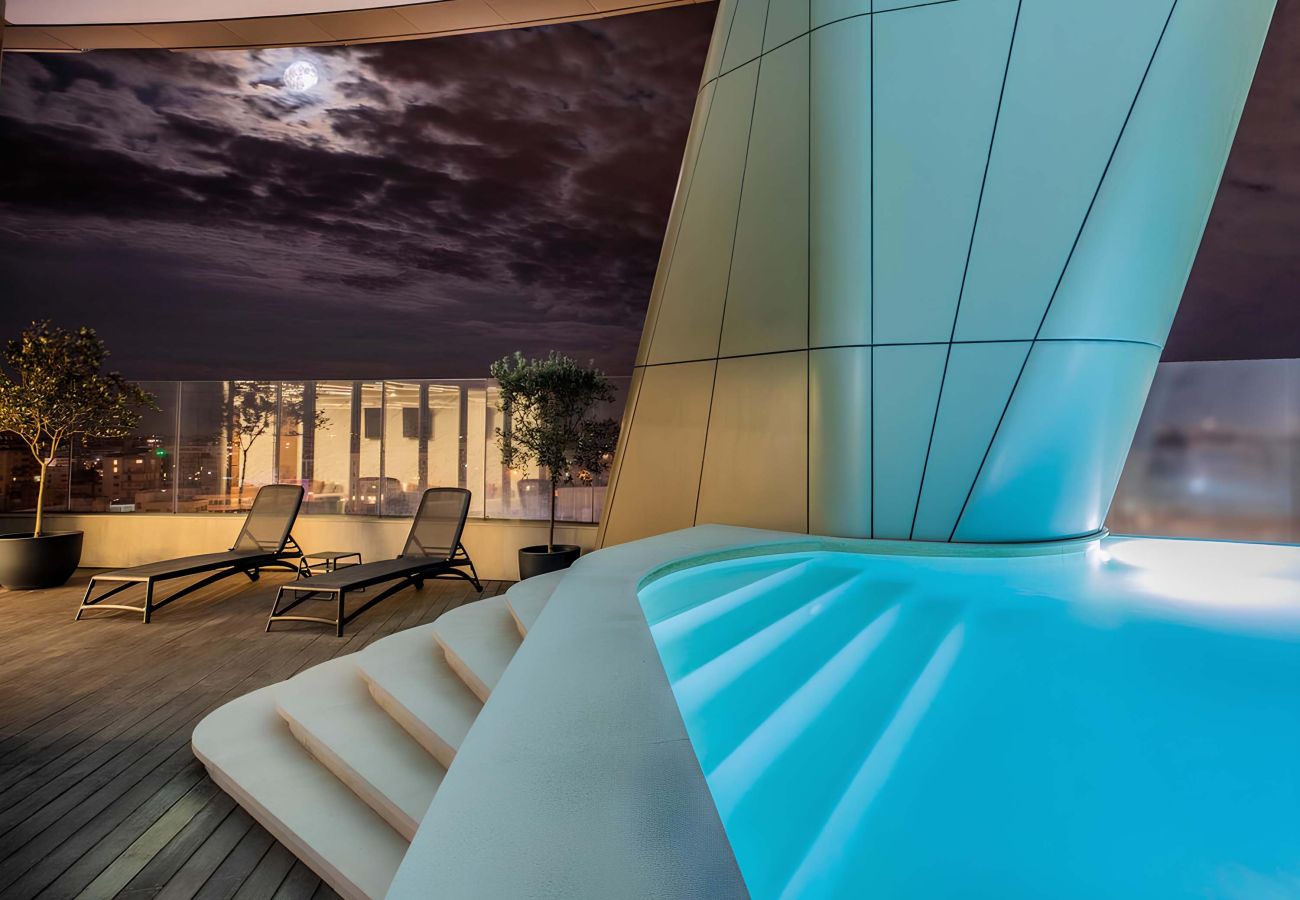 Apartment in Nicosia - Saffron Suite | Retreat with Skyline Views & Pool