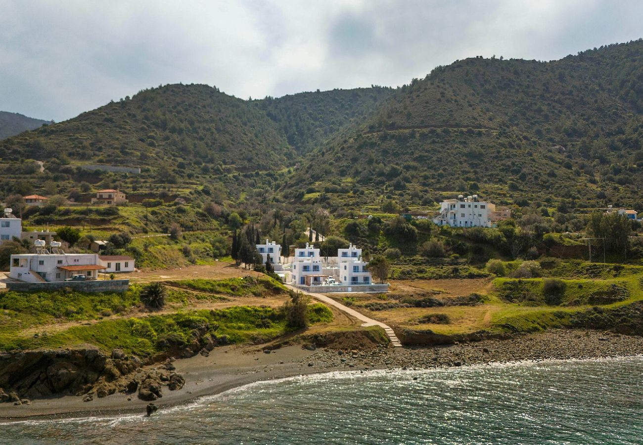 Villa in Polis - Villa Akroyiali | Seafront Serenity, Shared Pool 