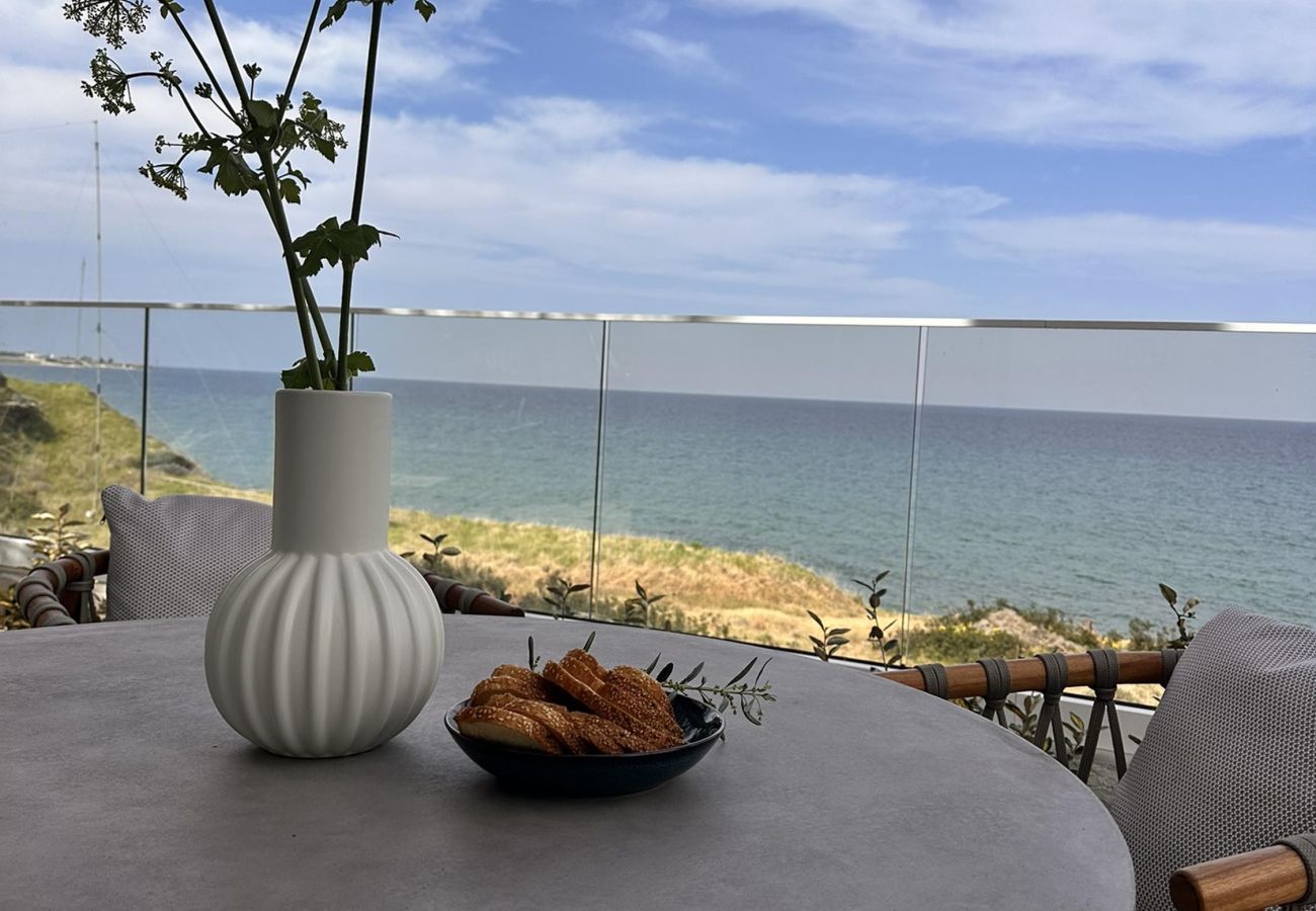 Villa in Pachyammos - Villa Akroyiali | Seafront Serenity