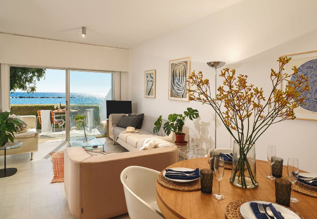Apartment in Germasogia - Melon Boutique Seafront Apartment | Ocean Views & Modern Limassol Living