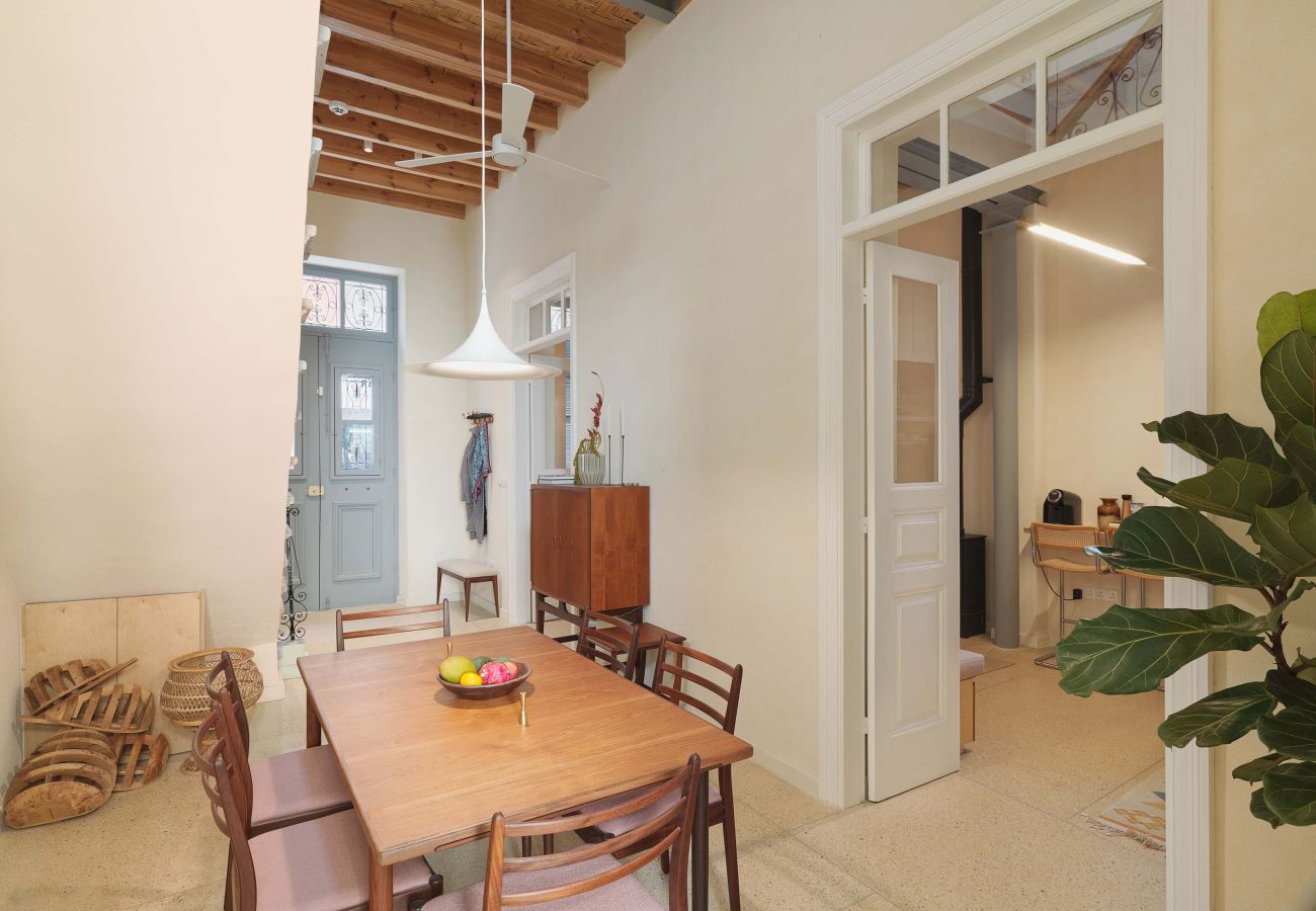 House in Nicosia - Timeless Gem in Old Nicosia - Charming, modern getaway.