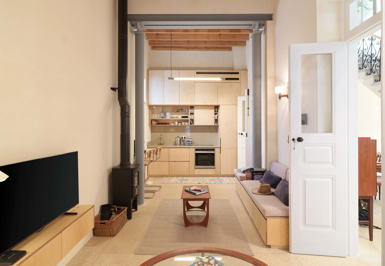 House in Nicosia - Timeless Gem in Old Nicosia - Charming, modern getaway.