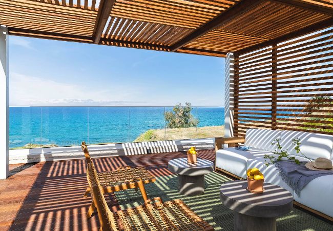 Villa in Polis - Villa Lara | Stylish Retreat with Beach Access 