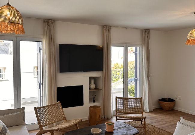 Villa in Pachyammos - Villa Astrofegia | Moonlit Escape with Sea Views 