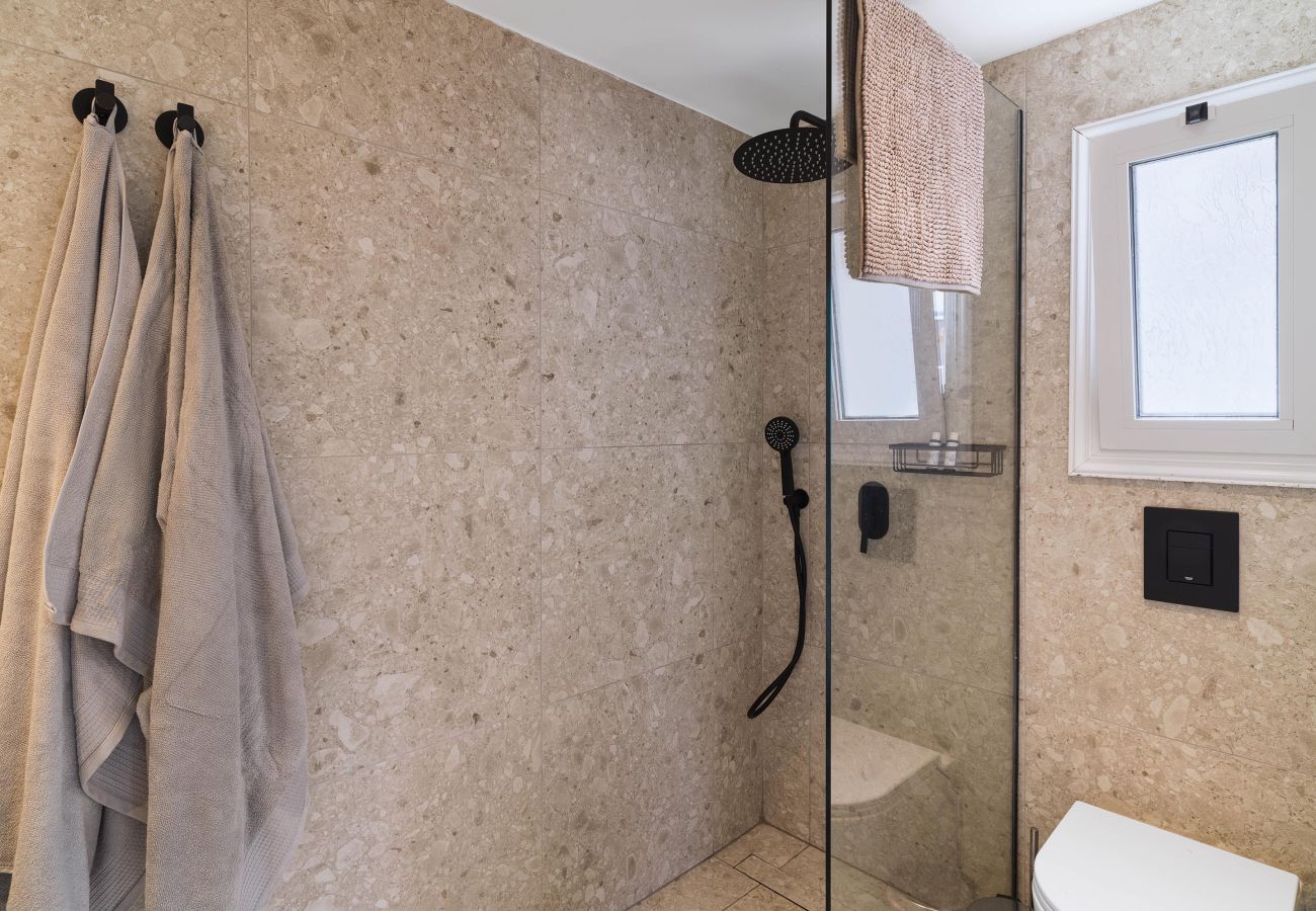 Villa in Pachyammos - Villa Astrofegia | Moonlit Escape with Sea Views