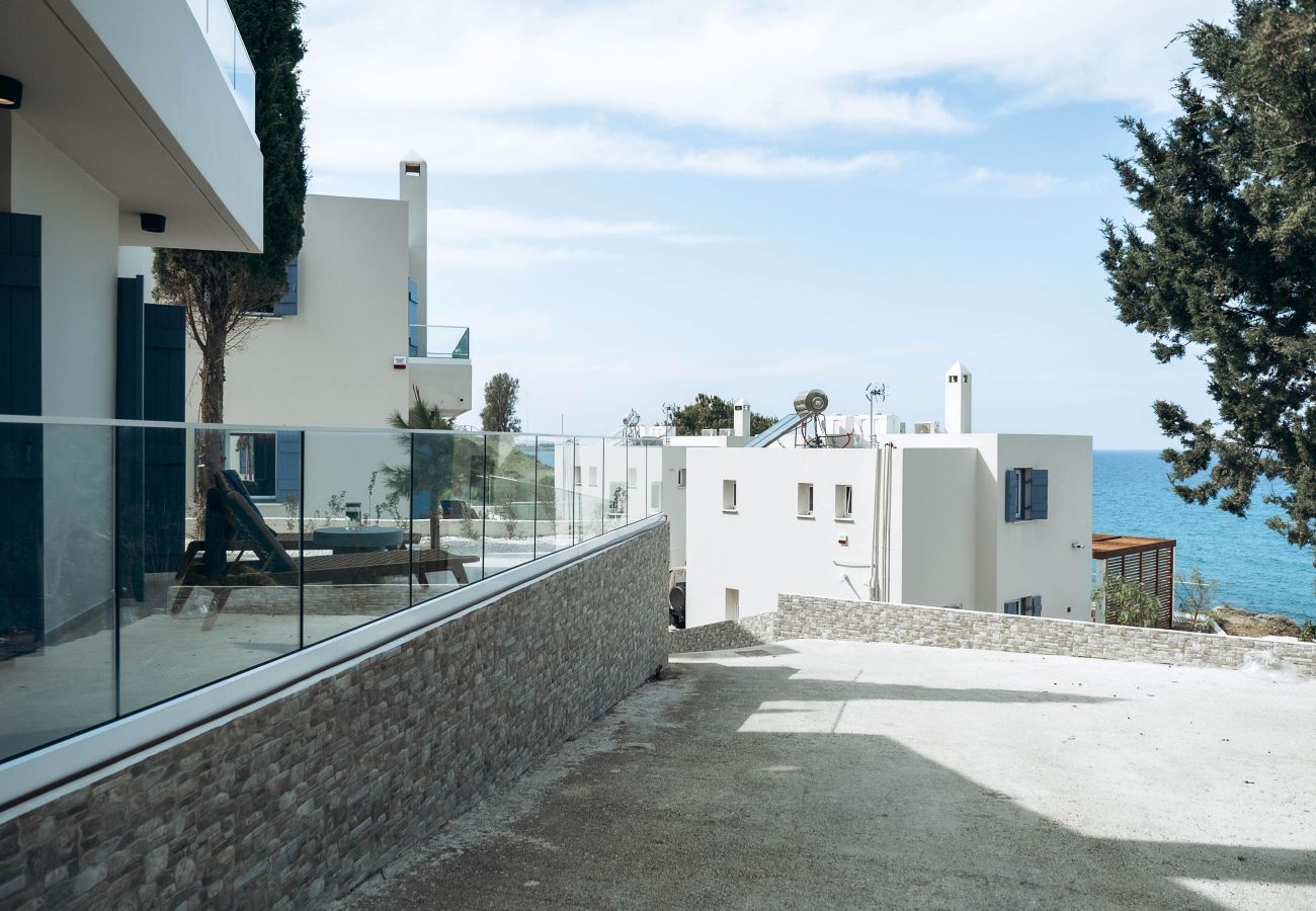 Villa in Pachyammos - Villa Astrofegia | Moonlit Escape with Sea Views