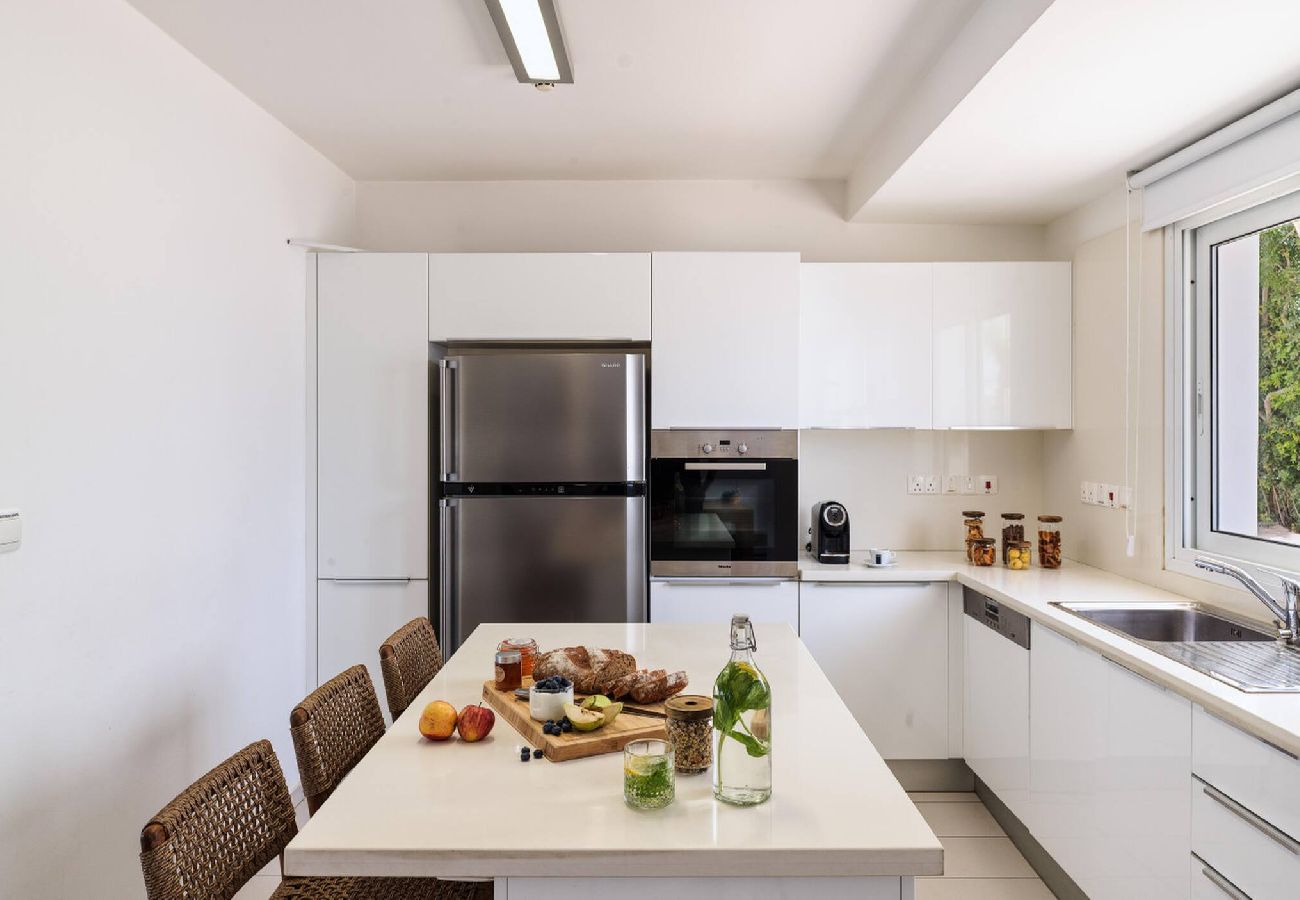 Villa in Protaras - Sirena Solis-Elevated coastal living at Sirena Bay 