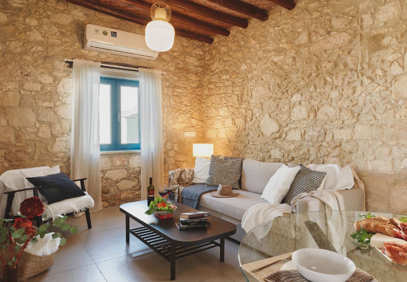 Cottage in Peristerona - Cottage at The Olive Manor | Rustic Village Stay