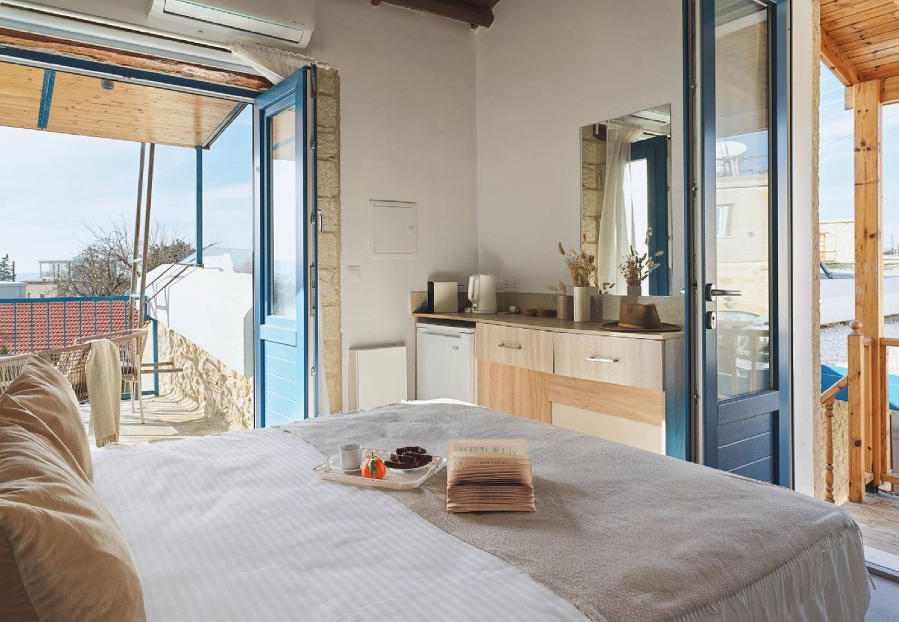 House in Peristerona - Maisonette at The Olive Manor | Countryside Stay