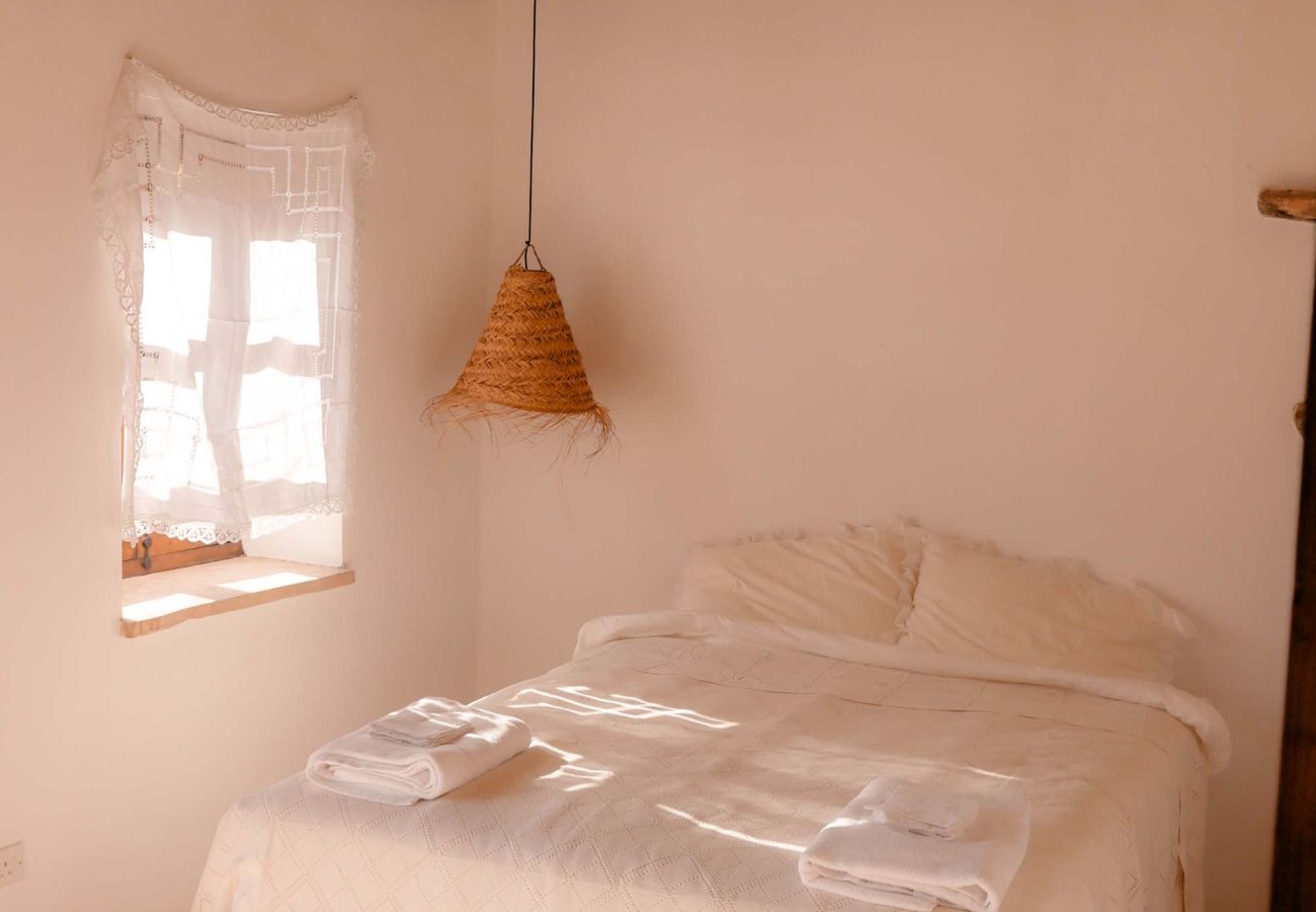 House in Paphos - Soumaki - A Serene Countryside Hideaway 