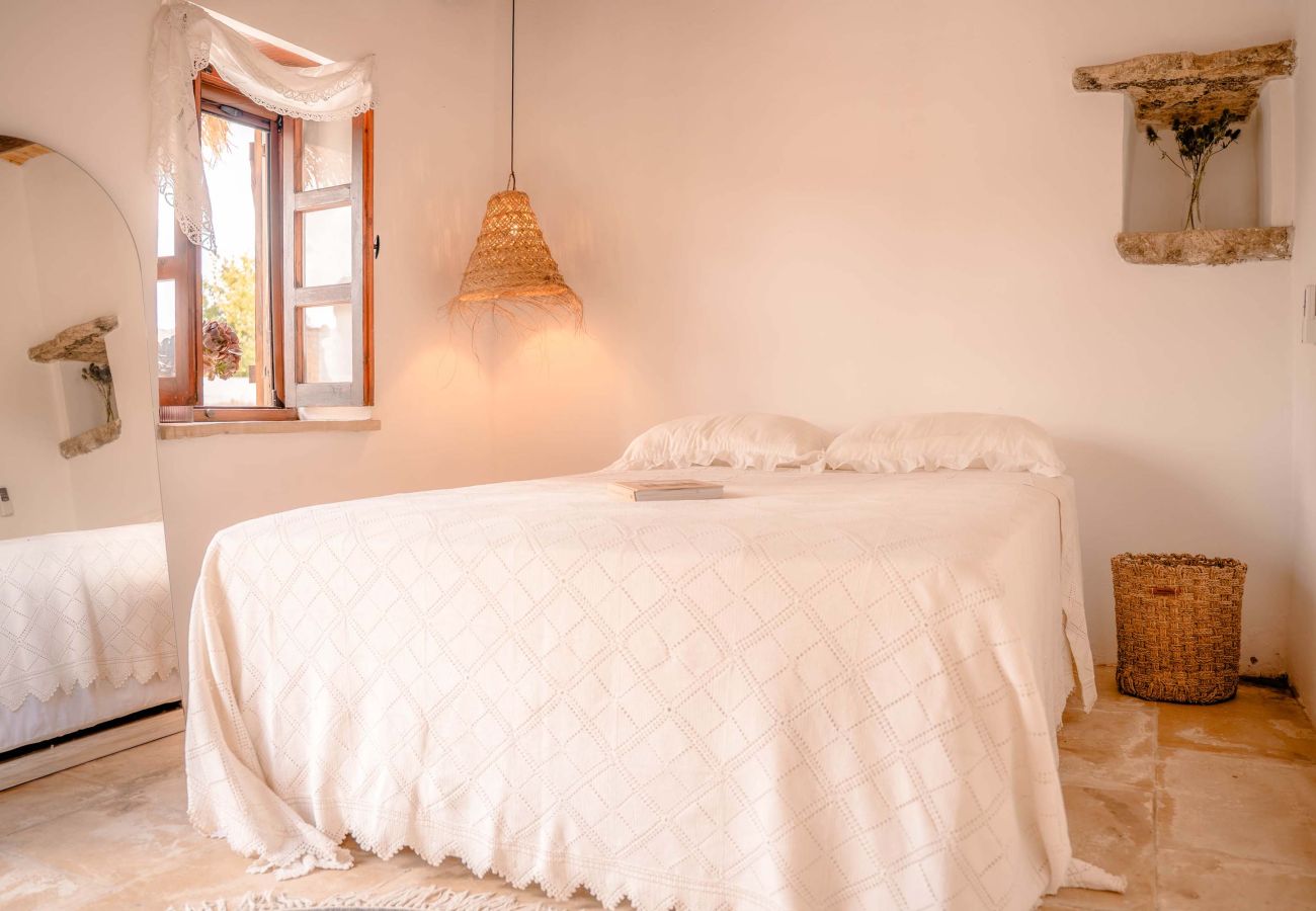 House in Paphos - Soumaki - A Serene Countryside Hideaway 