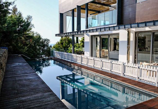 House in Pomos - Pomos Villa — Stunning Views / Private Beach / Secluded