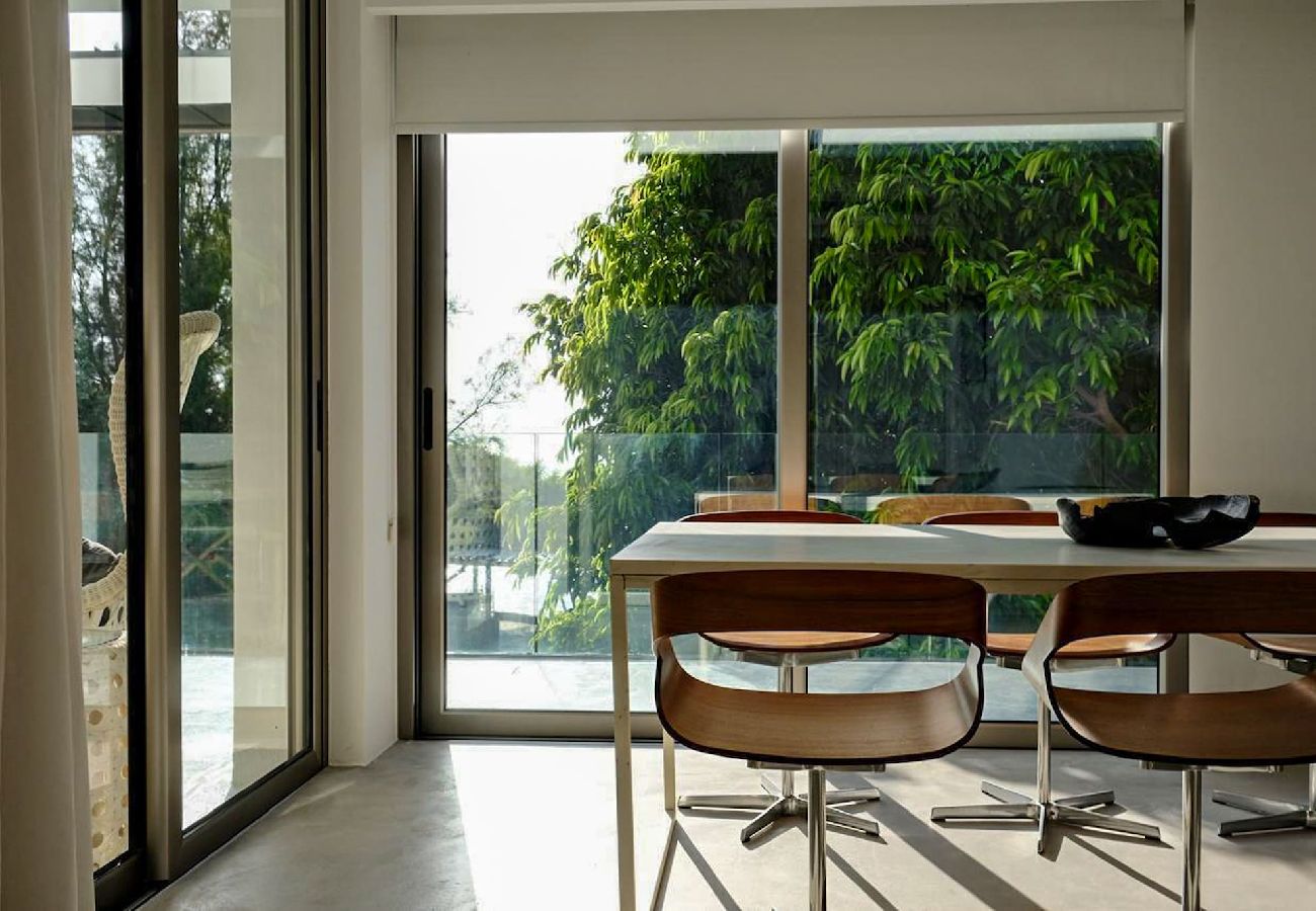 House in Pomos - Pomos Villa — Stunning Views / Private Beach / Secluded