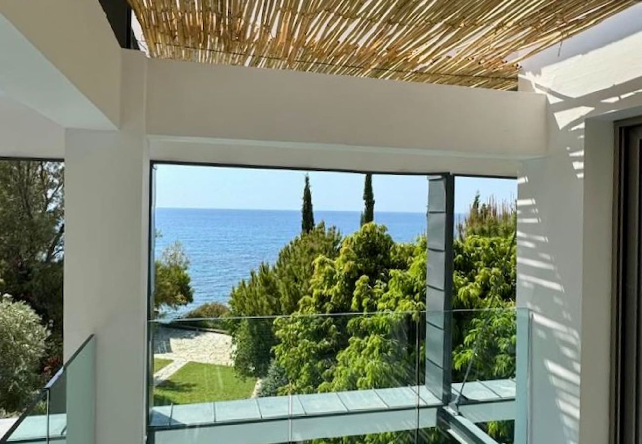 House in Pomos - Pomos Villa — Stunning Views / Private Beach / Secluded
