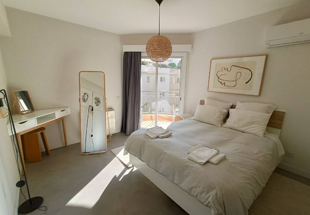 Apartment in Nicosia - Peach