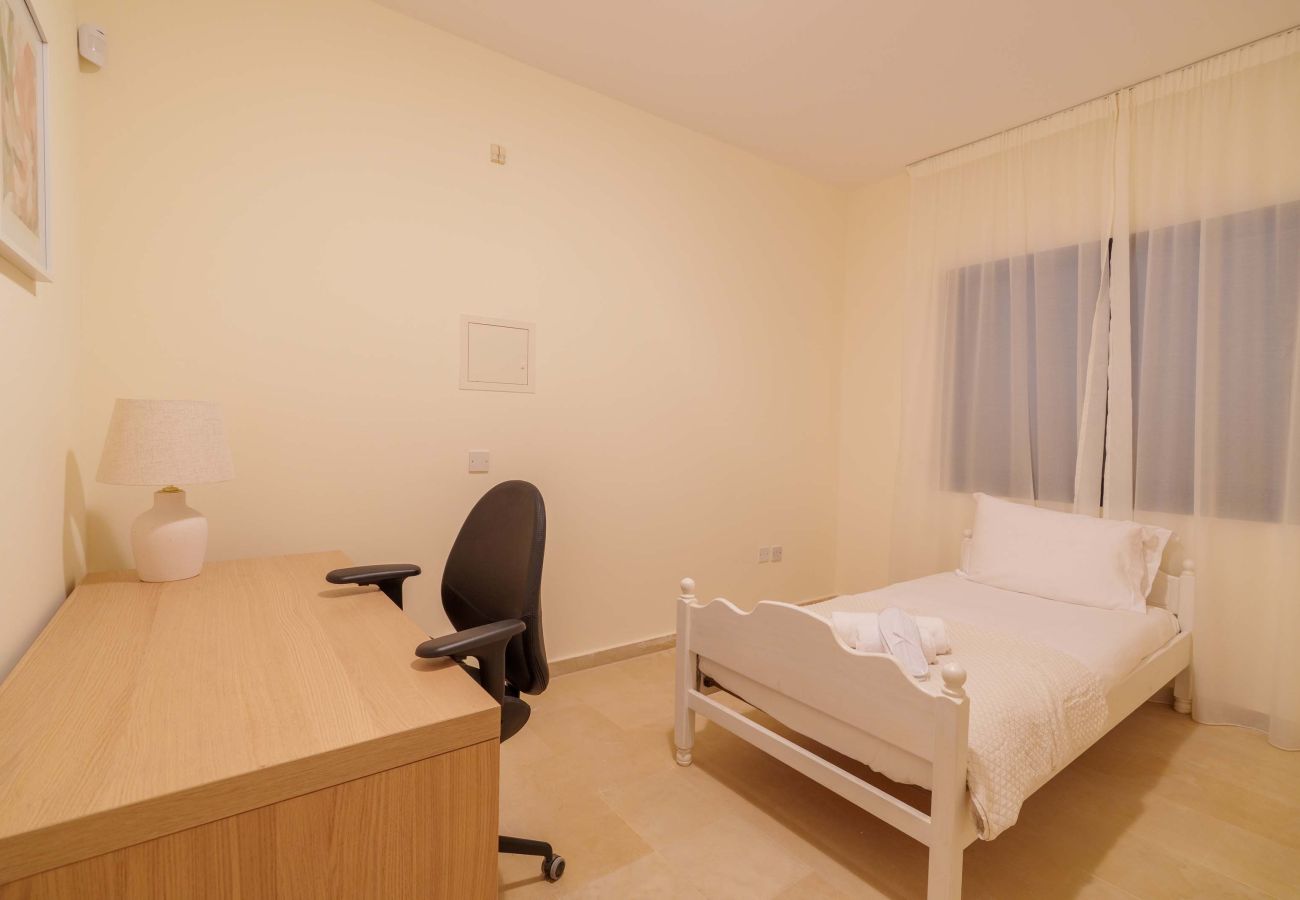 Villa in Peyia - Villa Pomegranate, Elegant Peyia Escape