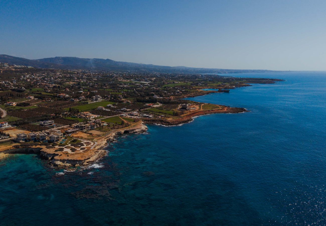 Villa in Peyia - Villa Pomegranate, Elegant Peyia Escape