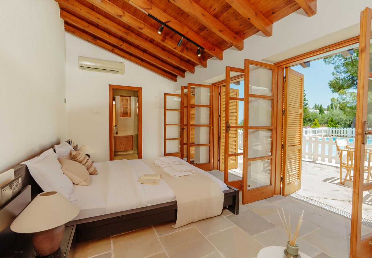 Villa in Protaras - Jasmine Seaview Villa Mediterranean Charm